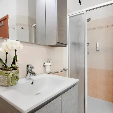 Appartement Casa Enea Exclusive Relax Colico